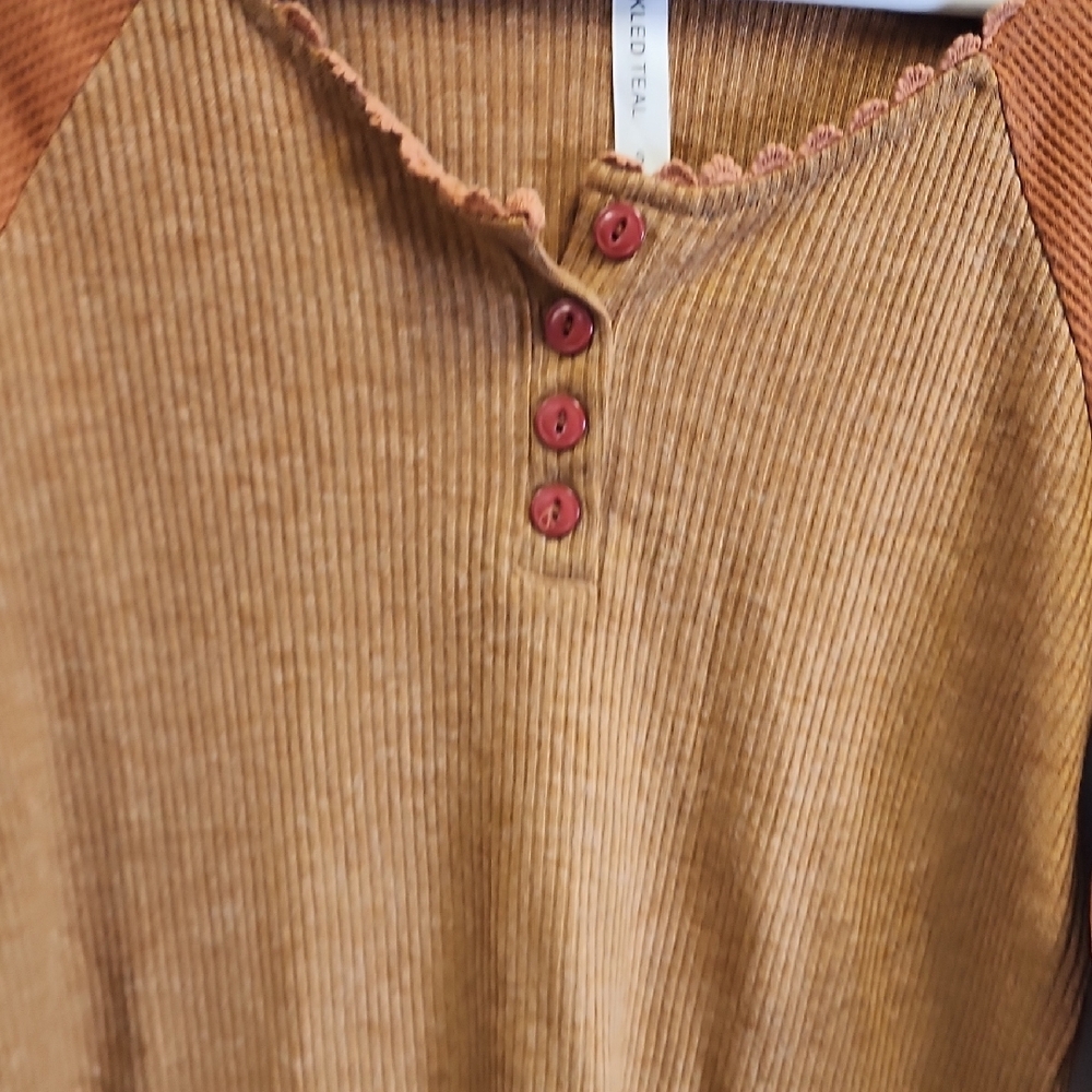 Tickled Teal Brown and Tan Long Sleeve Top Small - Picture 4 of 6